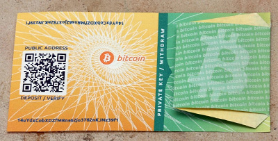 图4-11 通过bitcoinpaperwallet.com 生成的、私钥被密封住的纸钱包
