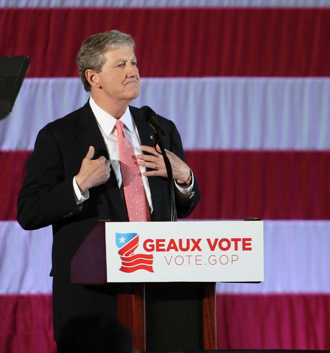 参议员 John Kennedy (R-La.) 对加密货币持怀疑态度，但鉴于他的《即刻建设法案》被纳入第 904 节，预计他将在审议中投赞成票。(图片来源: Tammy Anthony Baker)